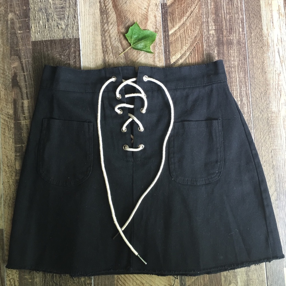 Mini skirt with laces